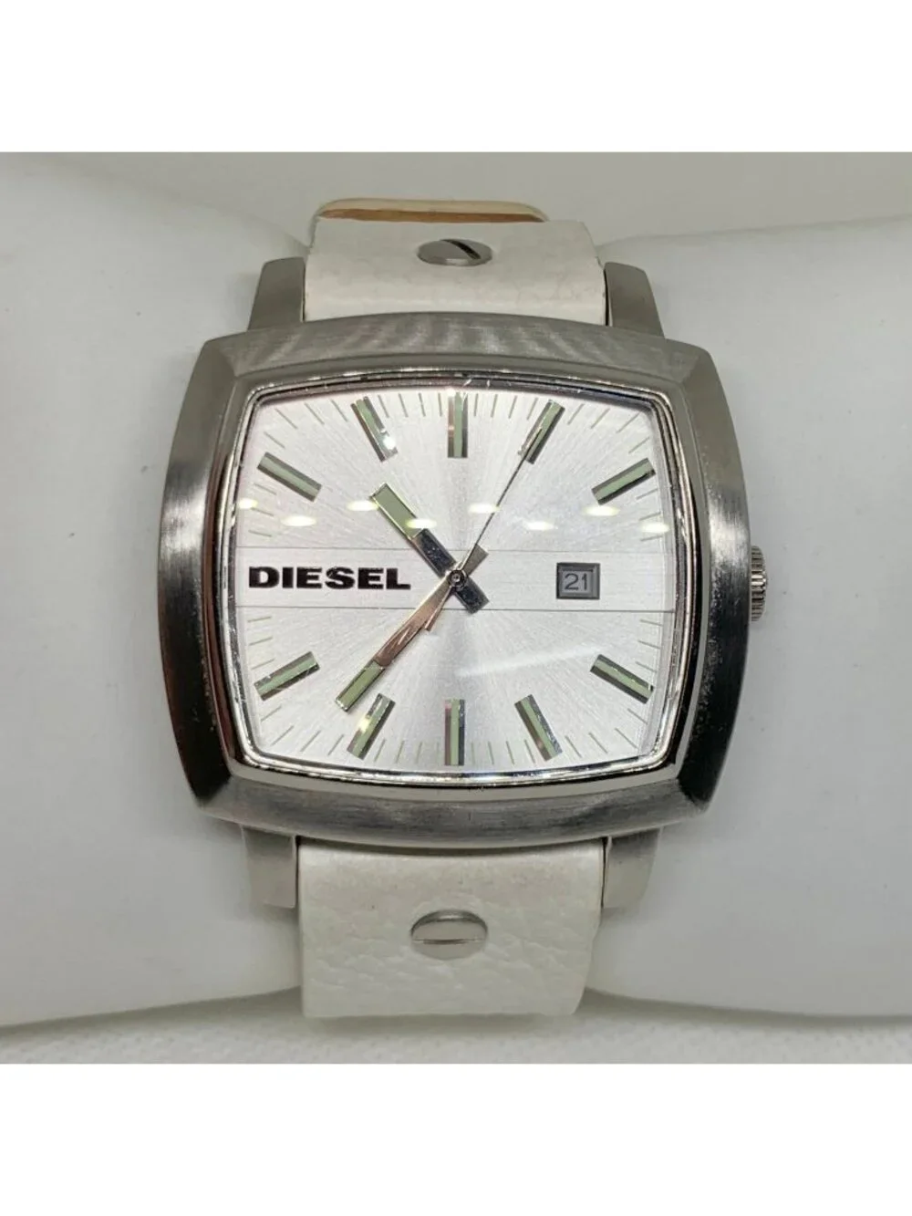 Diesel “only the brave”men Watch model DZ1226 quartz analog 45mm square running